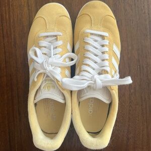 Adidas Gazelle Yellow - Women's 7.5